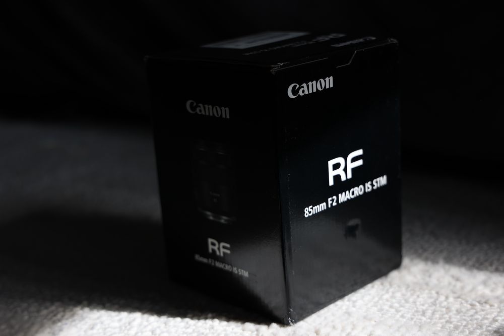 Obiektyw Canon RF 85mm F2 MACRO IS STM