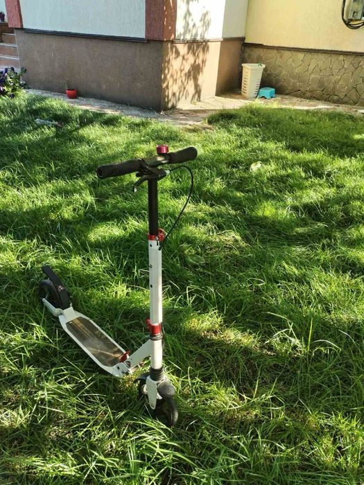 Самокат Scale Sports