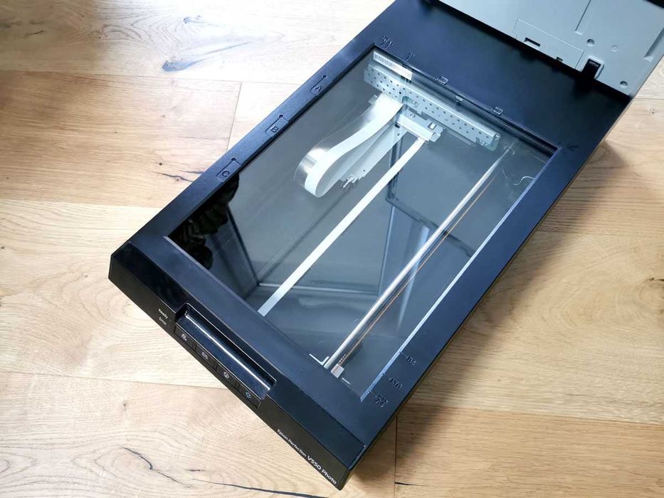 Skaner Epson Perfection V550 - jak V600