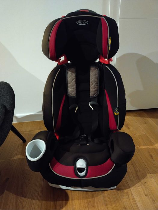 Sprzedam fotelik samochodowy firmy GRACO Nautilus