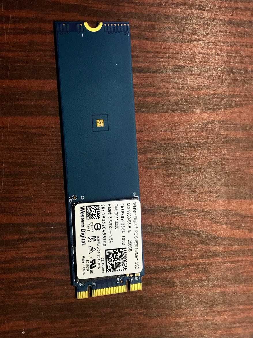 Скоростная SSD WesternDigital m.2 256gb nvme