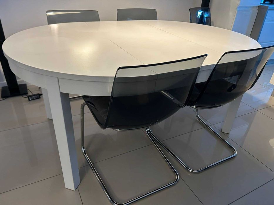 Biały stół i 6 krzeseł IKEA