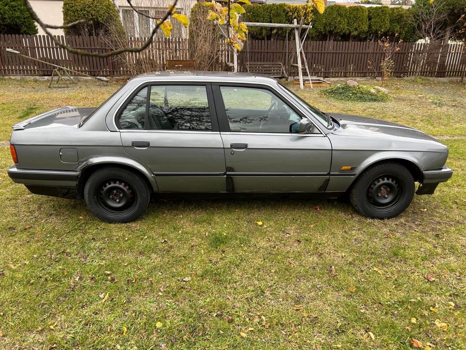 Bmw e30 1.6 benz, 1988r. Stan dobry.