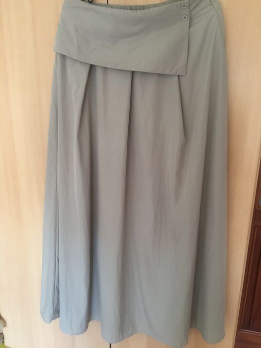 Стильна спідниця на підкладці