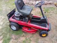 Kosiarka traktorek ogrodowy silnik Briggs Stratton 8hp