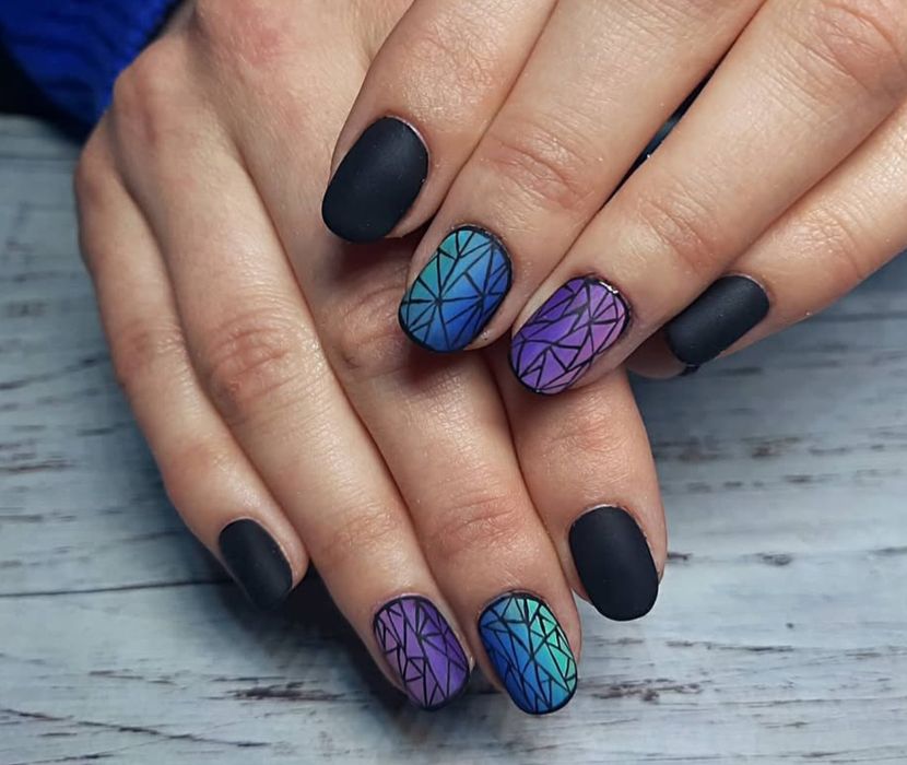 Маникюр/педикюр м.Лукьяновка