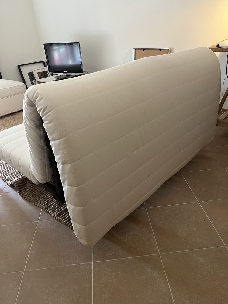 Sofá-cama tipo clik clack IKEA