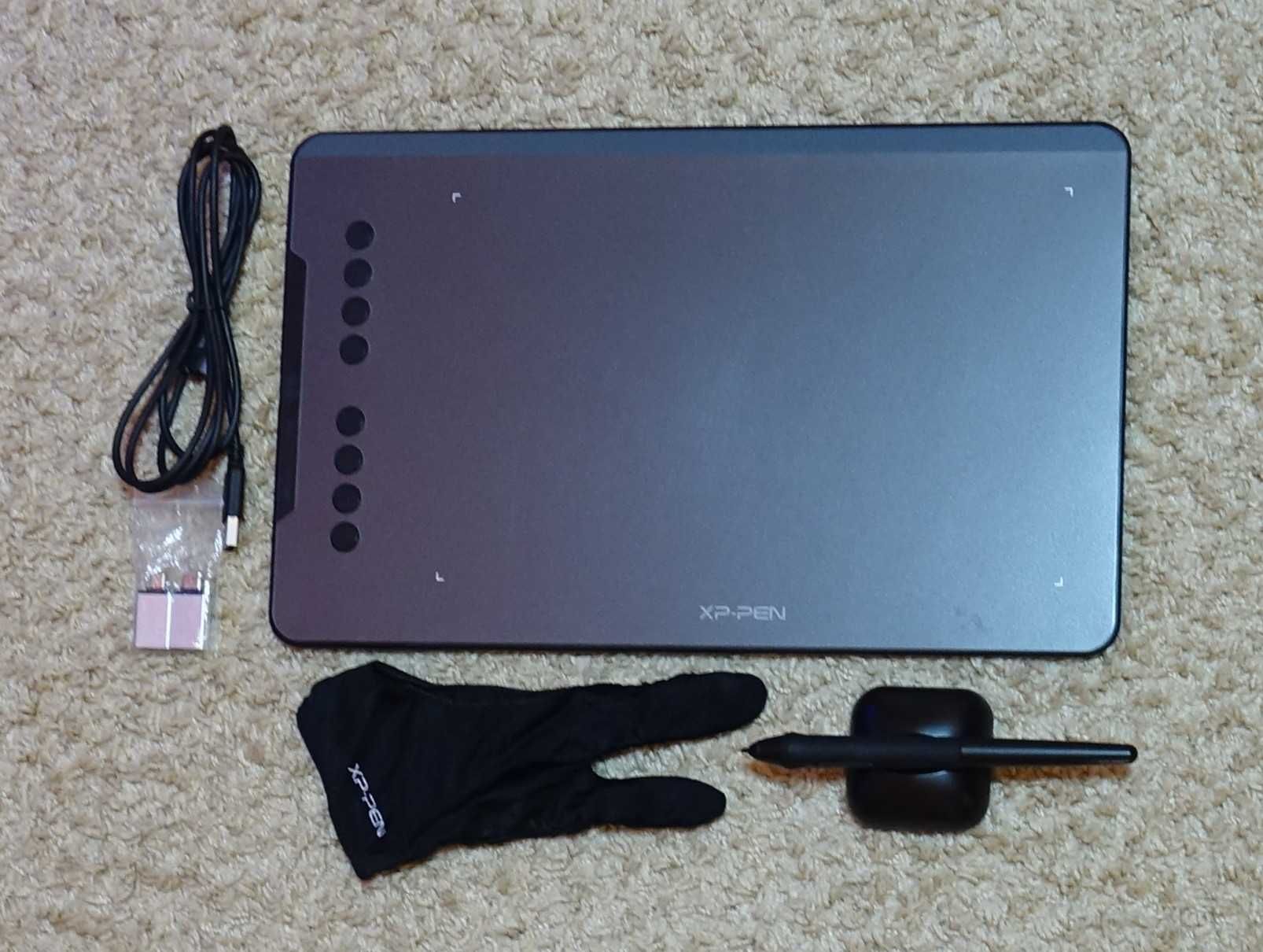Tablet graficzny XP-PEN Deco 01 v2 + etui neoprenowe, jak nowy