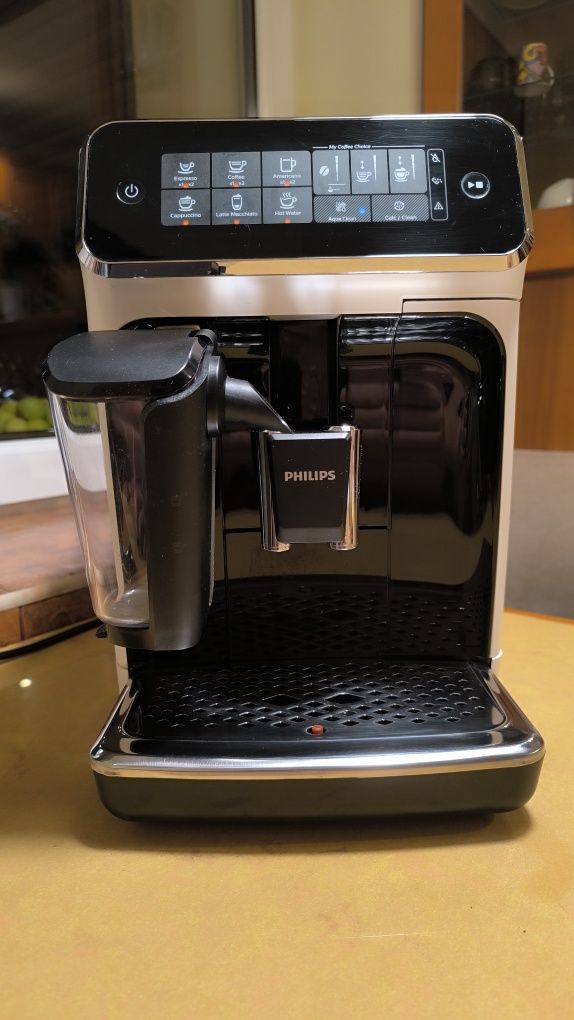 Ekspres kawy Philips lattego EP3243/50 super stan