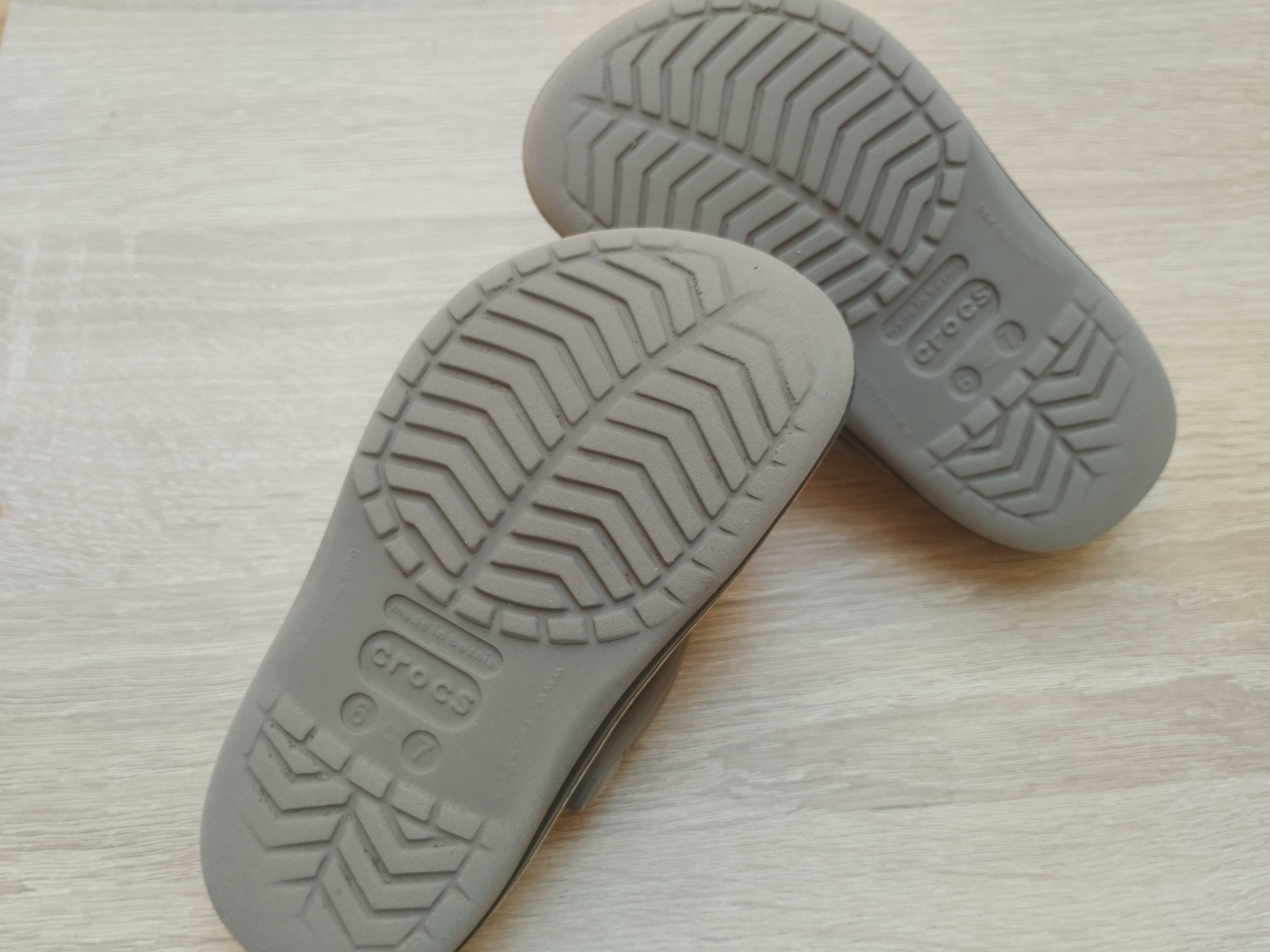 Crocs C6-7 szare