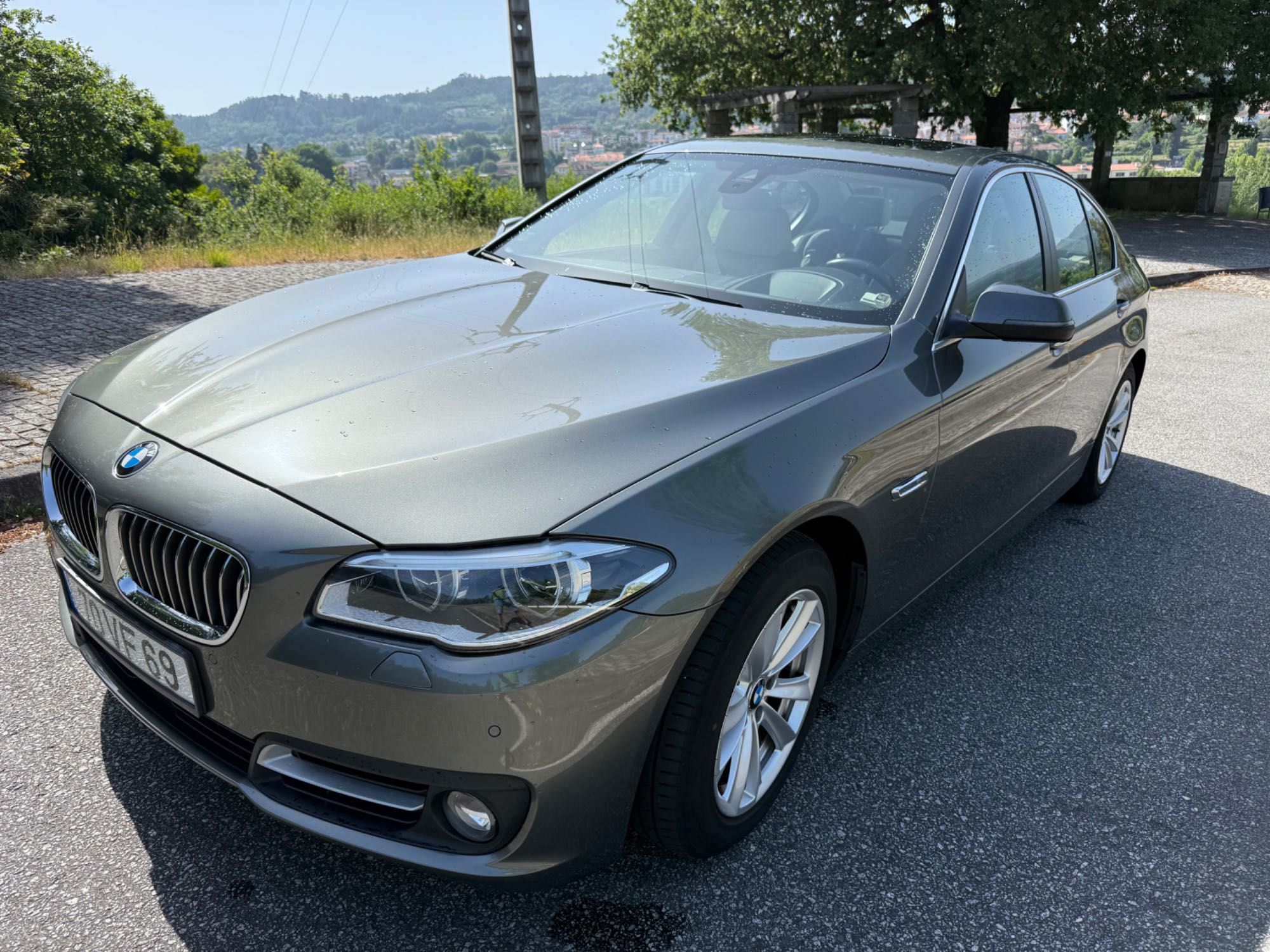 BMW 525d

Luxury Pack c/ 218 CV full extras Premium Selection.