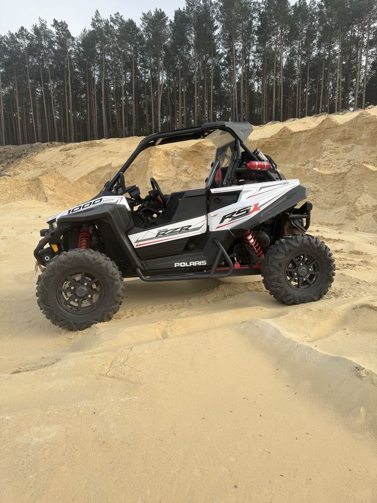 Polaris RS1 1000.  Rzr. Can am Maverick