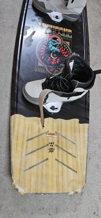 Prancha & botas wakeboard Hyperlite