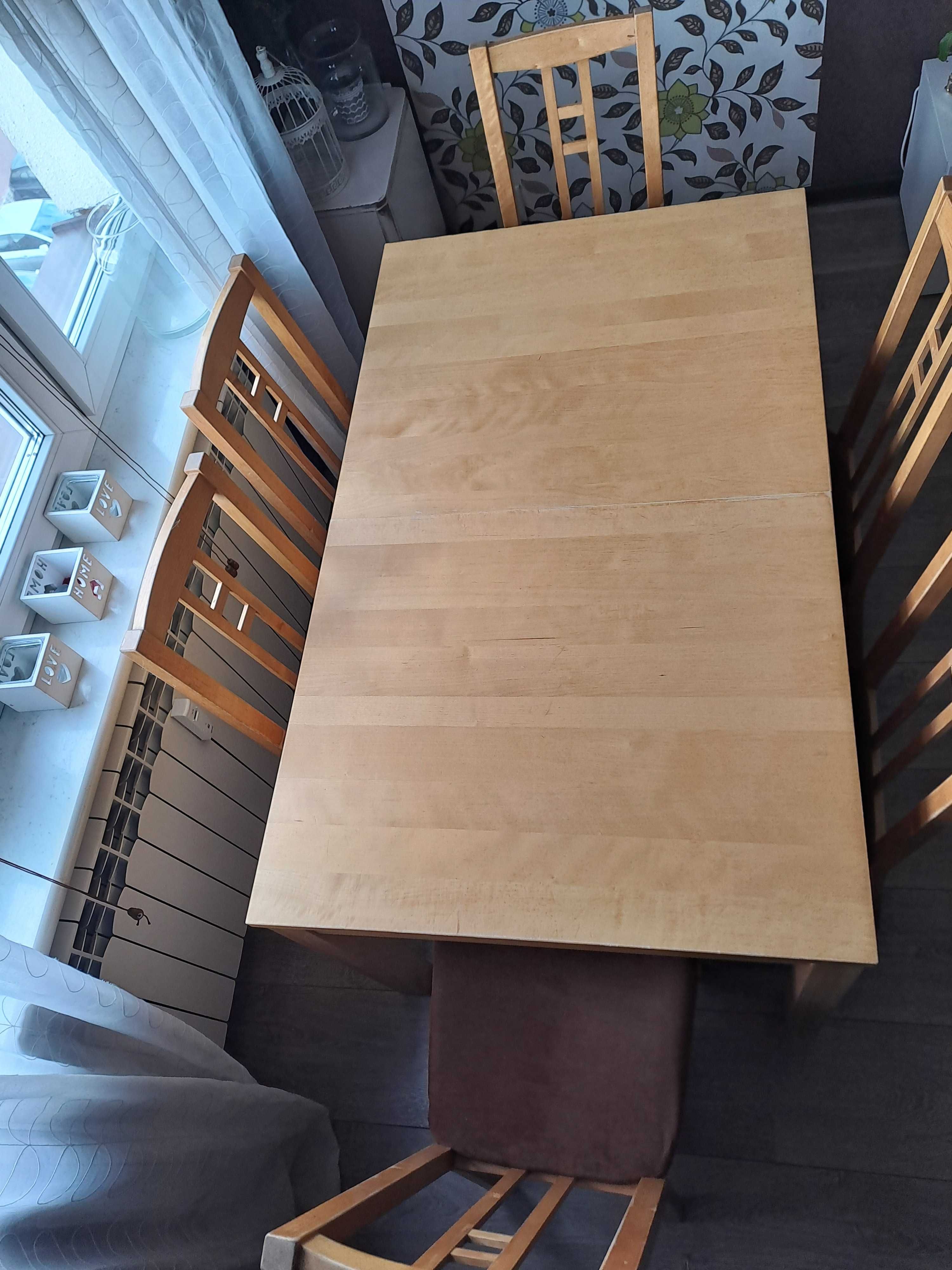 Stół do jadalni plus sześć krzeseł