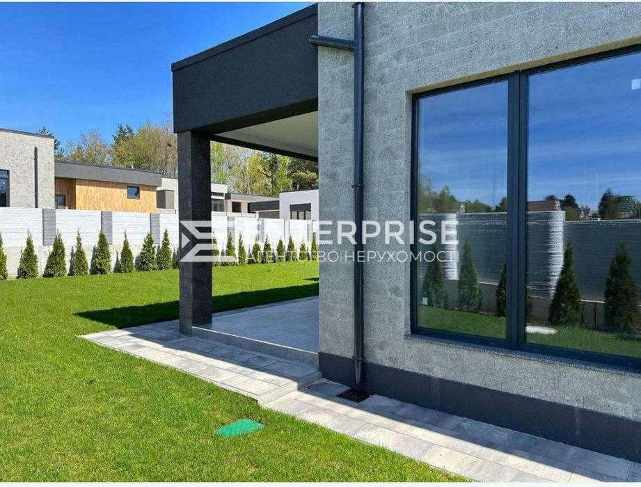 Продам будинок в селі Дмитрівка