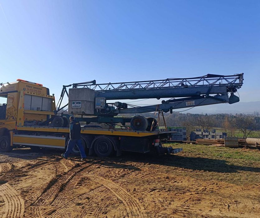 Żuraw budowlany, szybkomontujący, dźwig