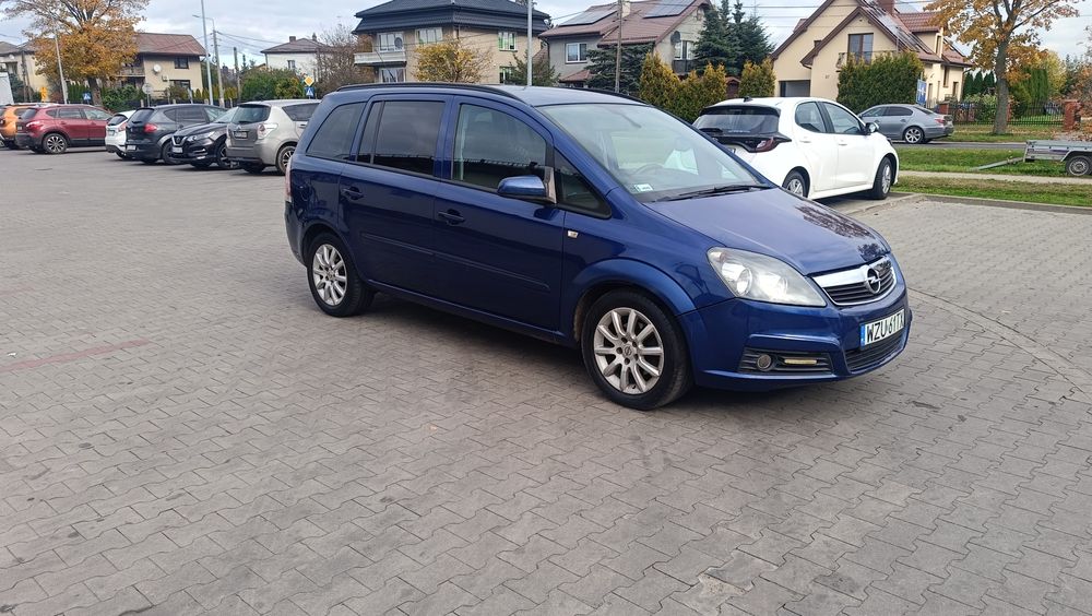 Opel Zafira B 1.8 benzyna + lpg