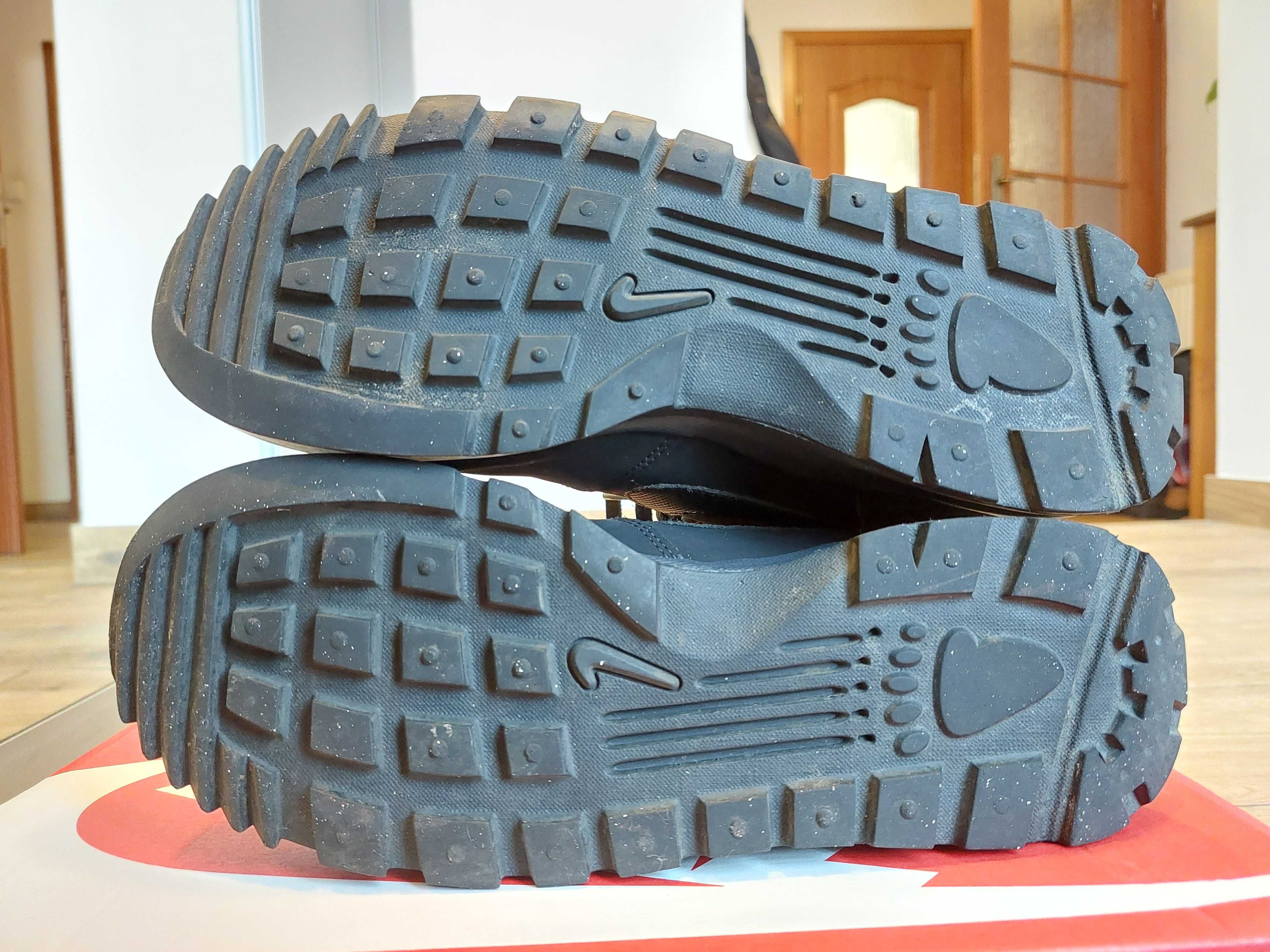 Męskie, wysokie, czarne buty Nike, 42