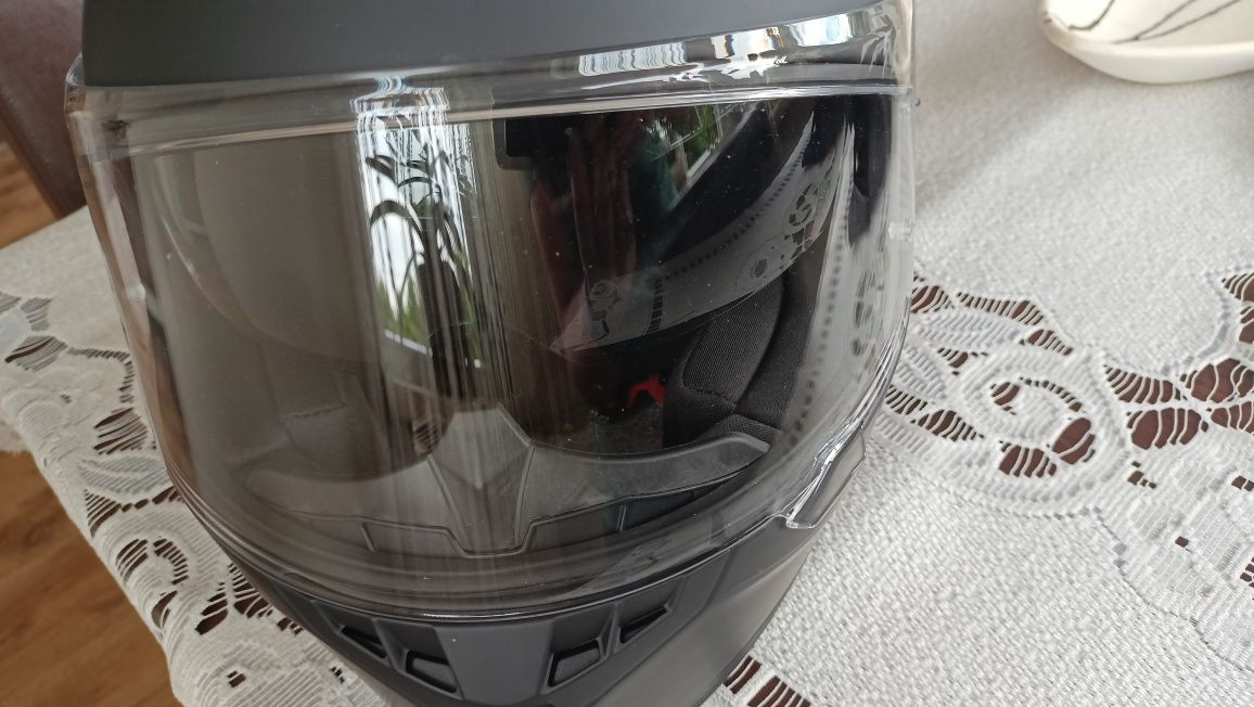 Sprzedam kask motocyklowy LAZER Z-LINE