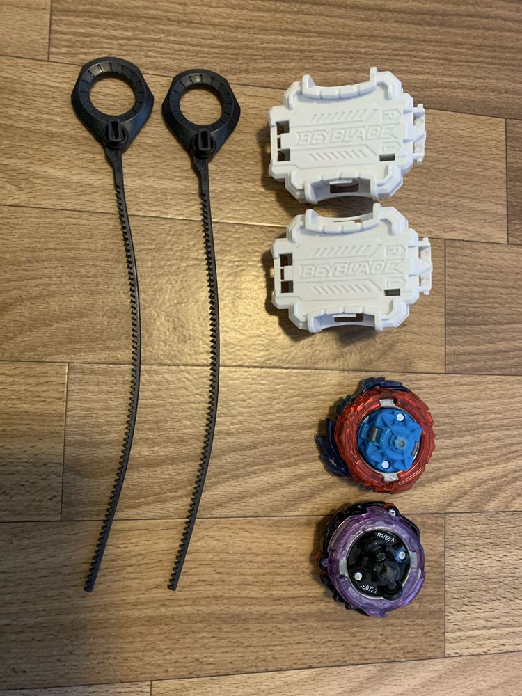 Арена beyblade і бейблейди. Оригінал.
