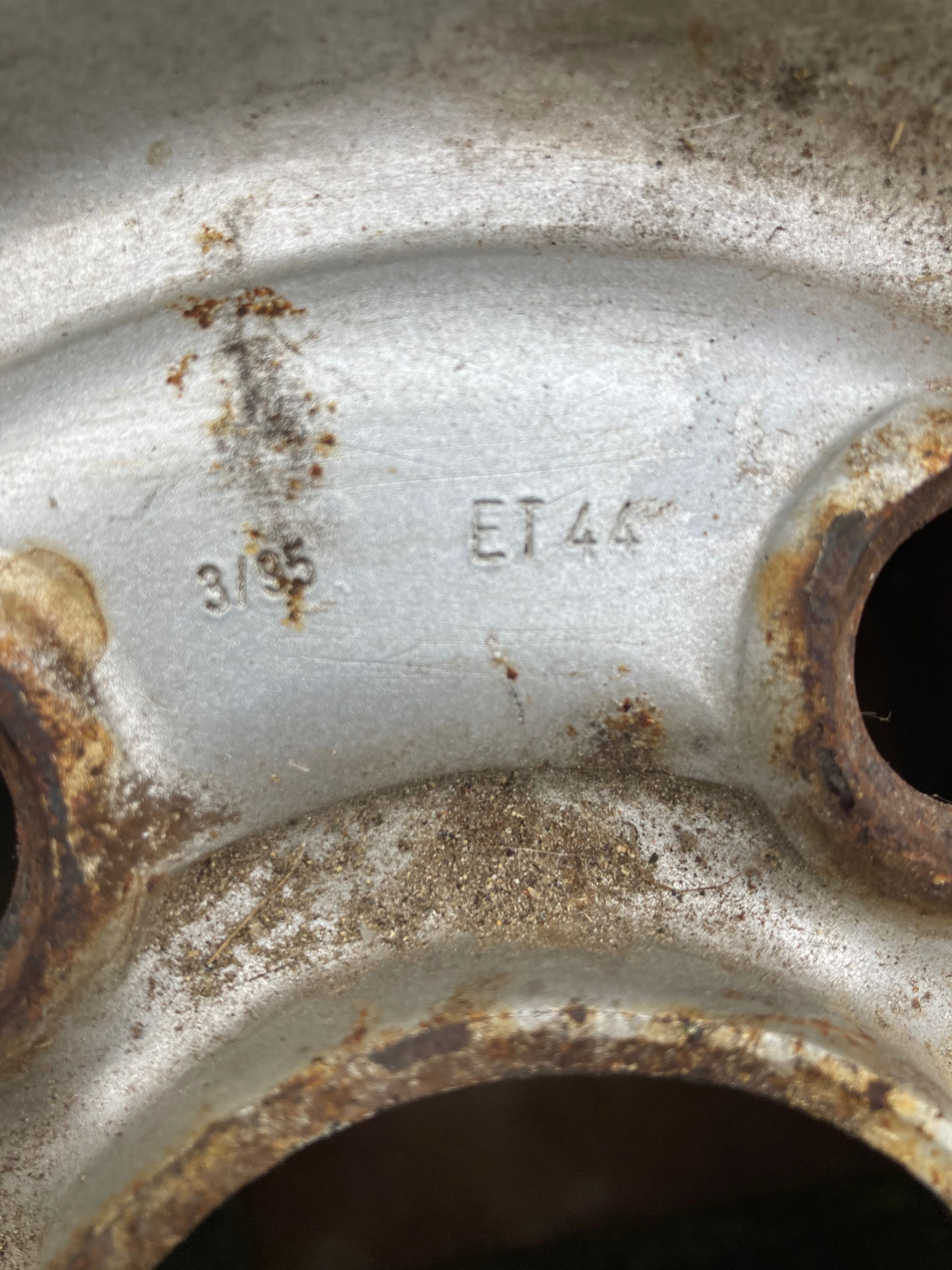 Volkswagen VW T4 felgi stalowe R15 6J 5x112 ET44