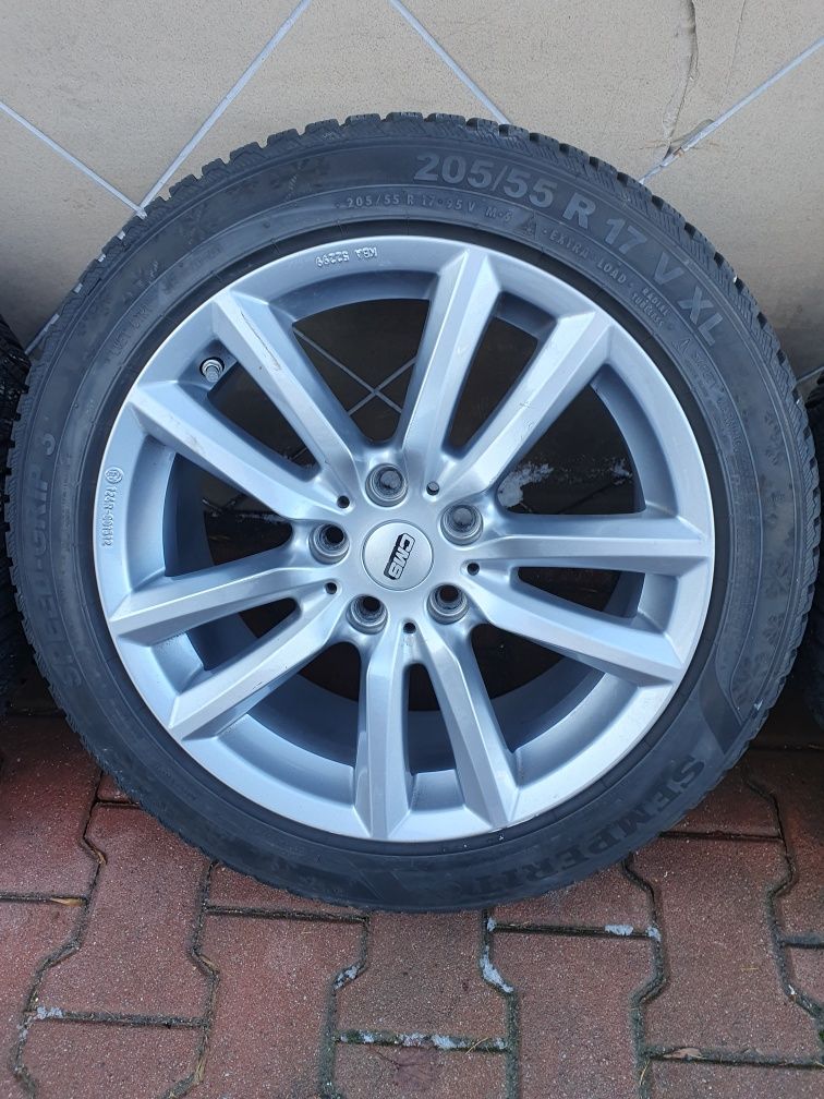 Felgi Koła 17" Vw Skoda Bmw 5x112 ET54+ 205.55.17 Jak Nowe  Zima