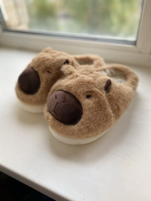 Кімнатні тапочки Капібара