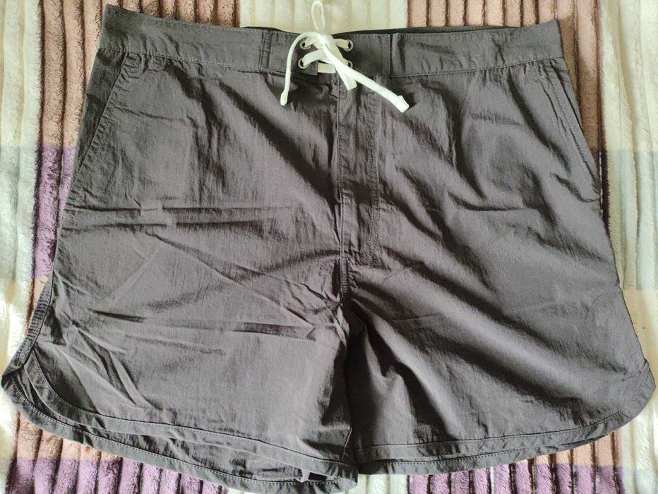 Пляжные шорты H&M однотонные тёмно-коричневые новые