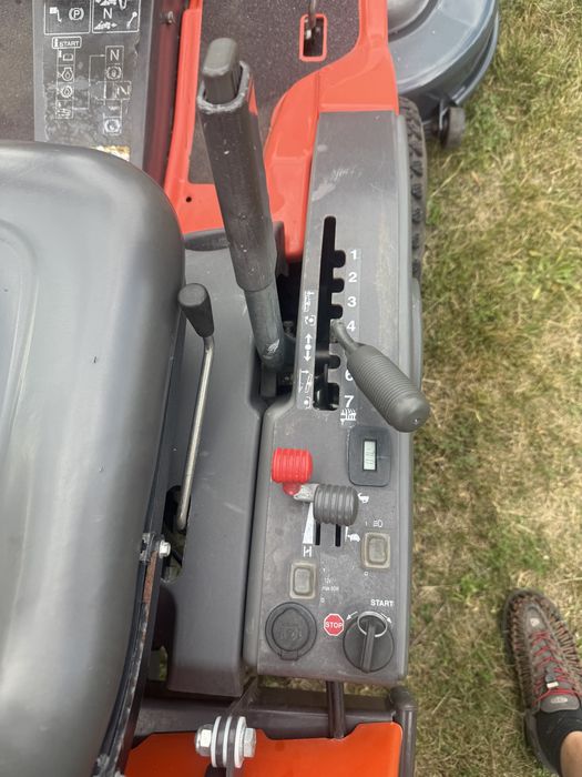 Traktorek kosiarka Husqvarna Rider 422TSAWD