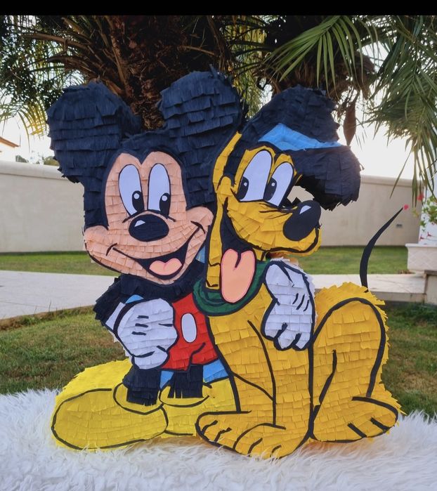 *Oportunidade* Pinhatas  Personalizadas desde 18€para tuas festas