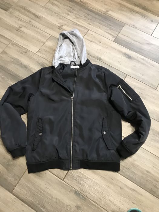 Лот чоловічих курток розмір S