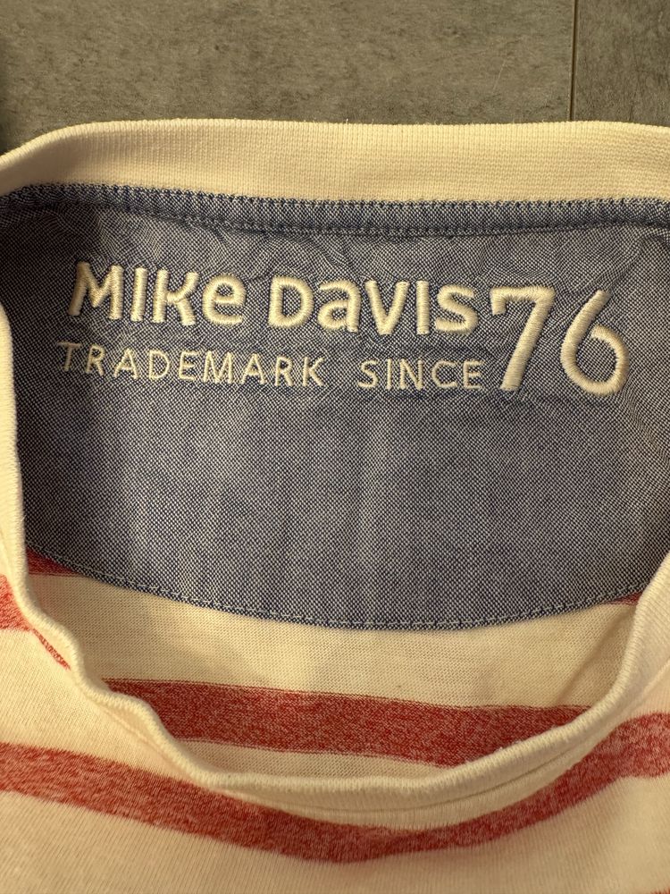 T shrit Mike Davis tamanho L