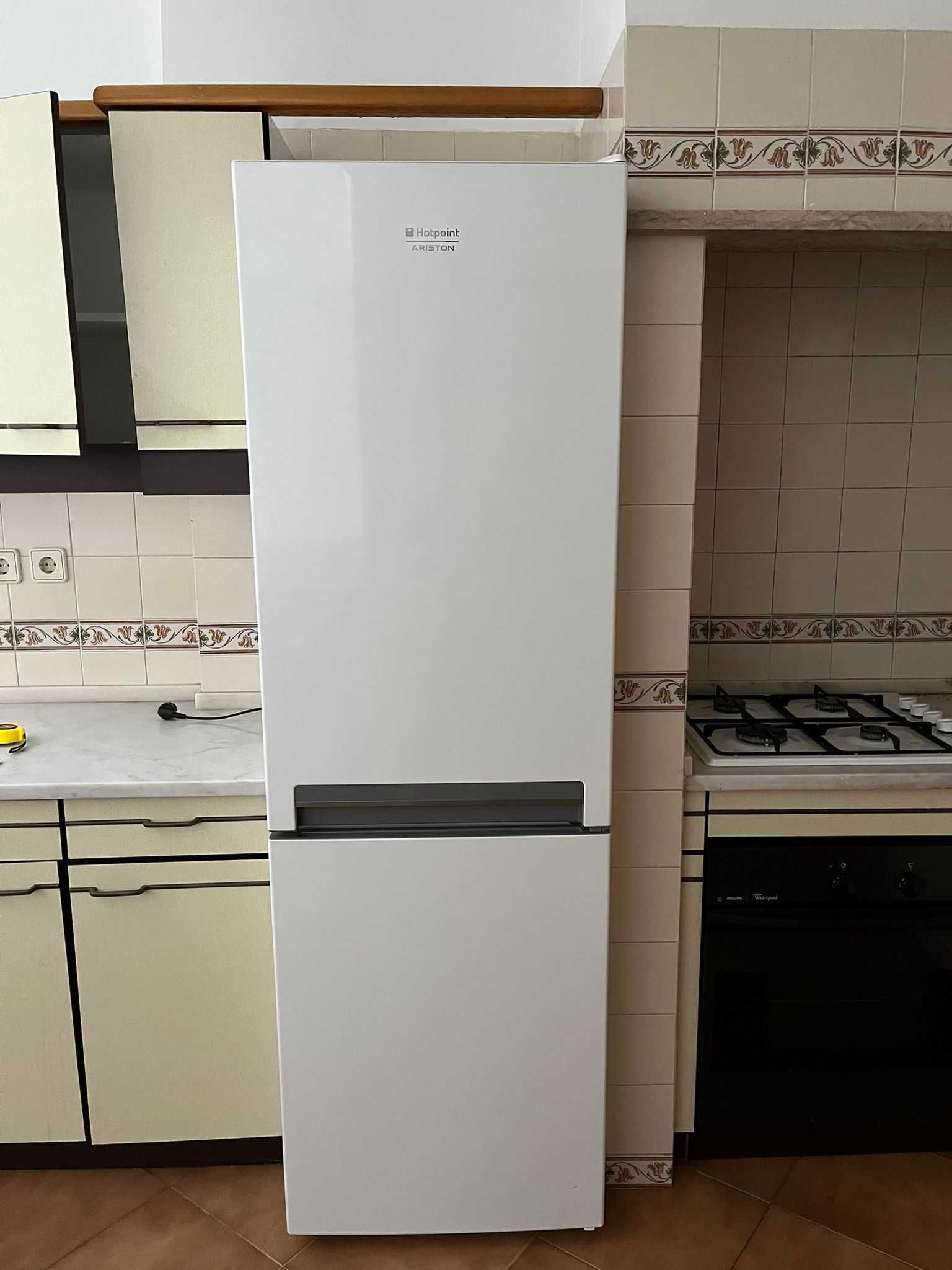 Frigorífico Combinado HOTPOINT