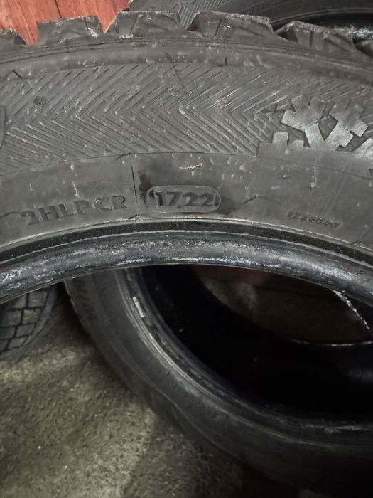 Opony zimowe 215/60 R17 LEAO WINTER DEFENDER