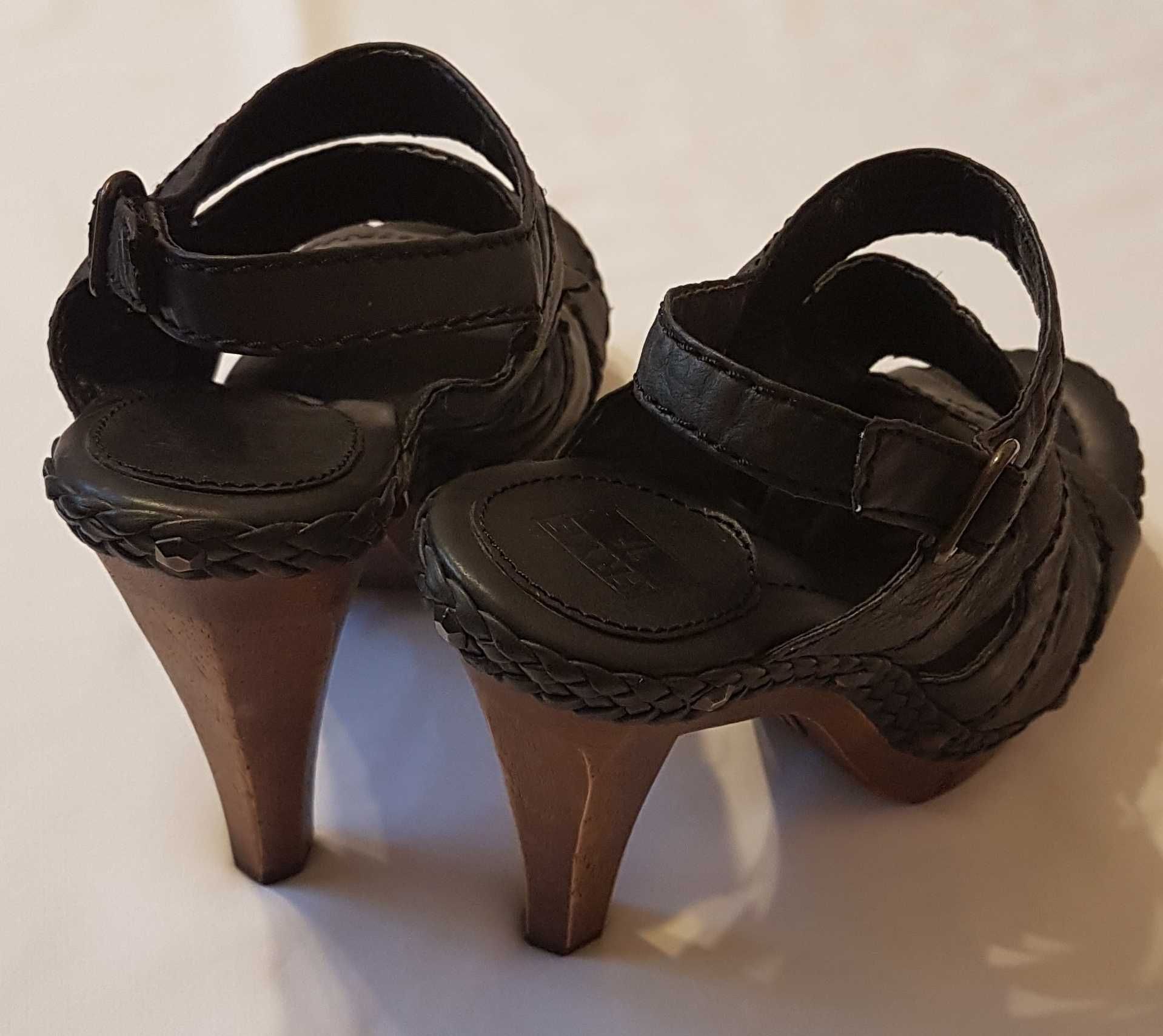Czarne skórzane buty FRYE na obcasie jak nowe r.39