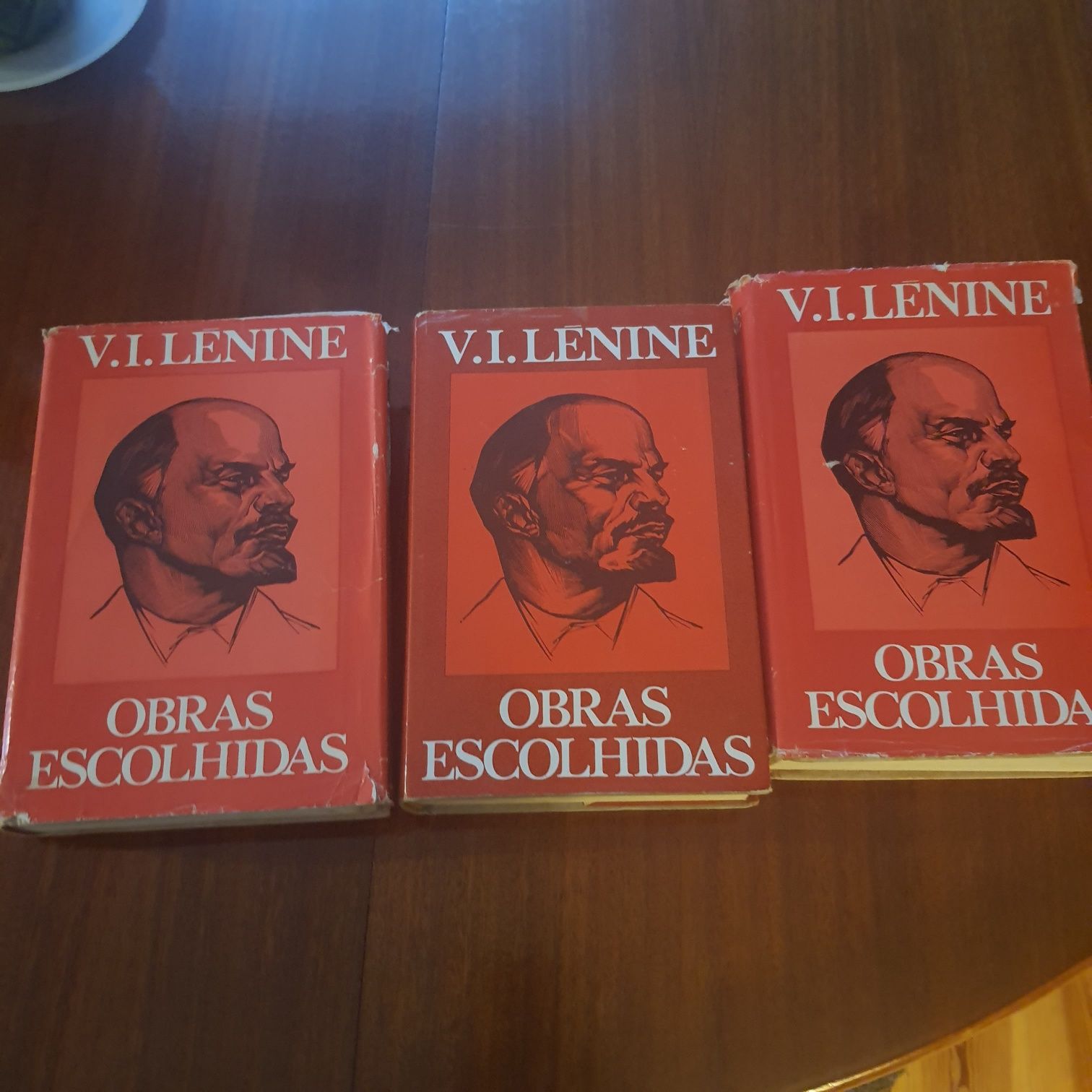 V. I. Lenine obras escolhidas três tomos