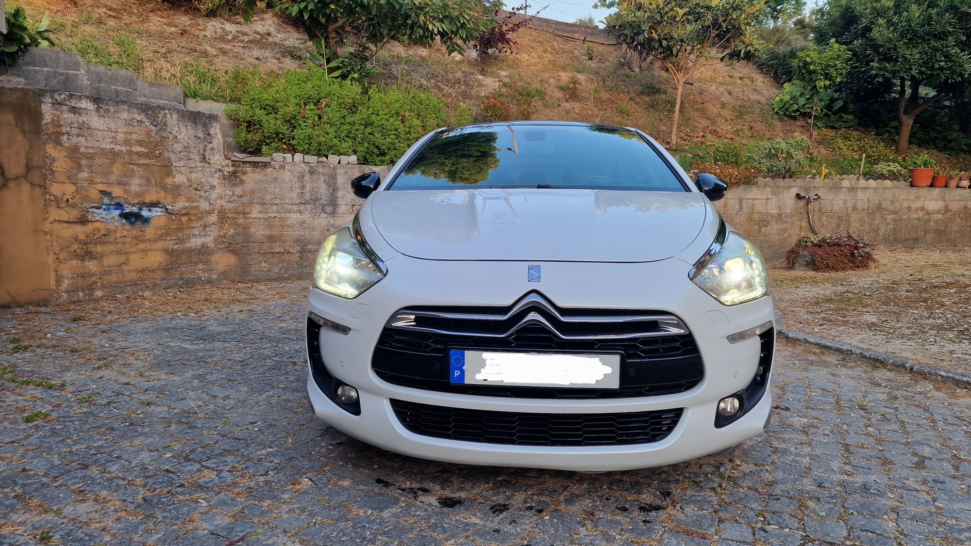 Citroen ds5 hybrid sport chick