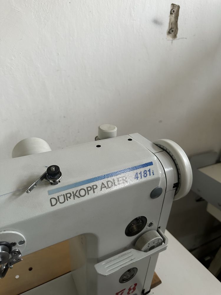 Maszyny do szycia Słupowe Durkopp Adler 4181i automat