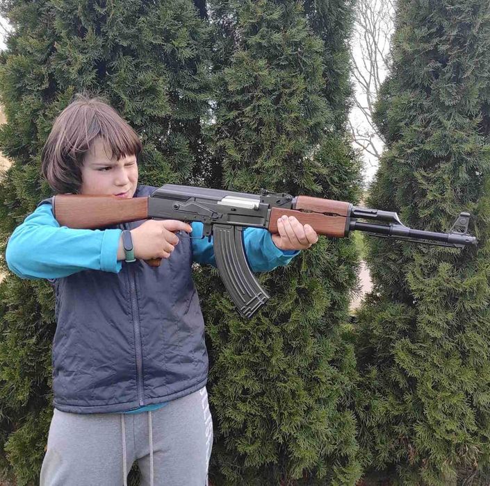 Дитячий автомат Калашнікова АК47 Cyma ZM93 металевий на кульках 6 мм
