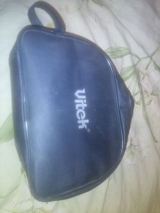 Продам стрижену машинку Vitek