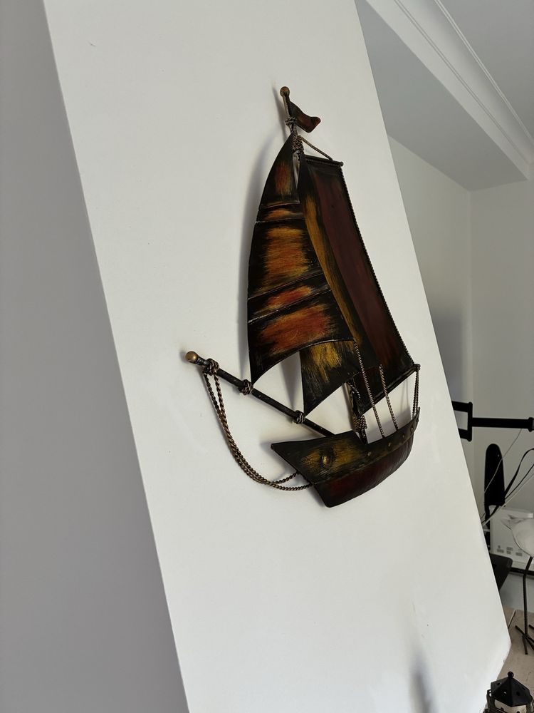 Barco em 3D em latão