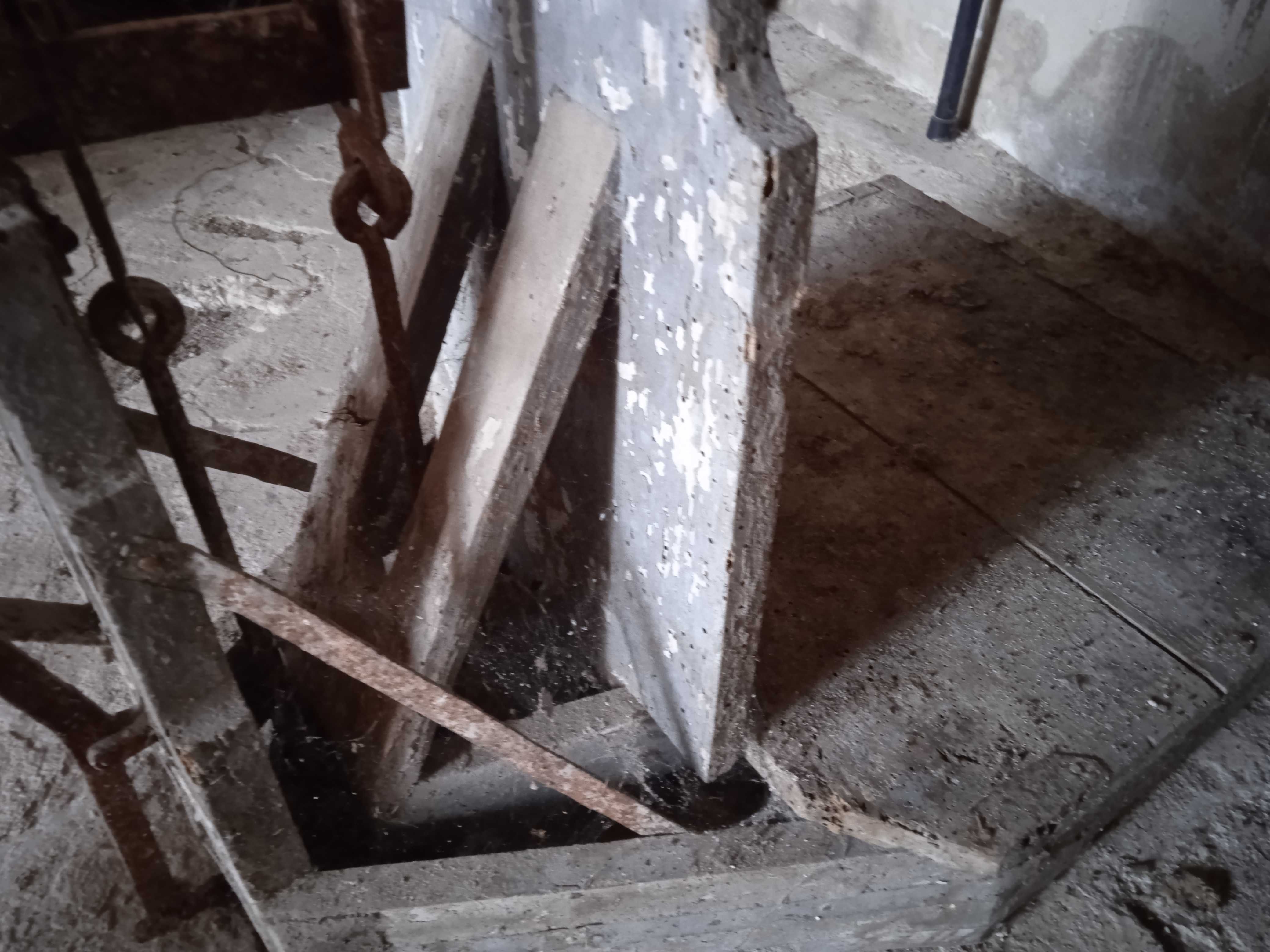 Balança decimal muito antiga, para restauro