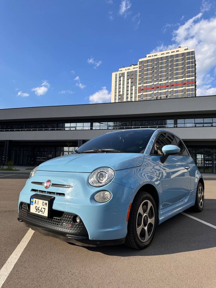 Продам Fiat 500e