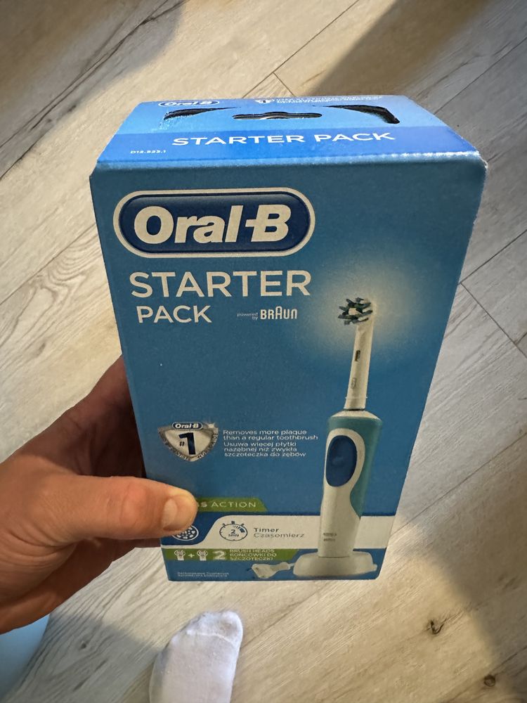 Nowa oryginalna szczoteczka elektryczna Oral-B Starter Pack