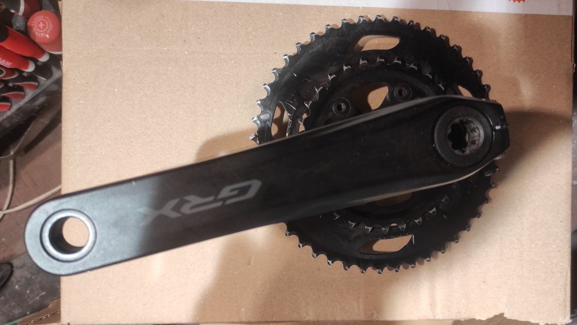SHIMANO GRX RX600 korba 46/36T 172. 5 mm gravel