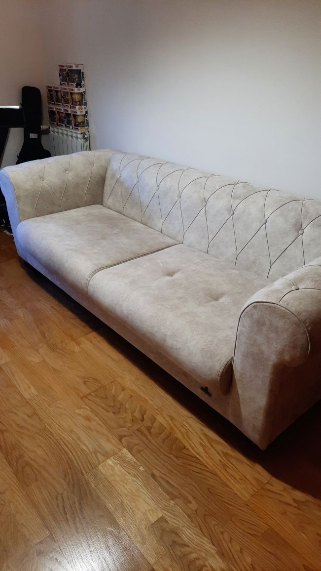 Sofá cama capitone