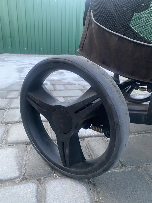 Прогулянкова каляска Carrello Vista