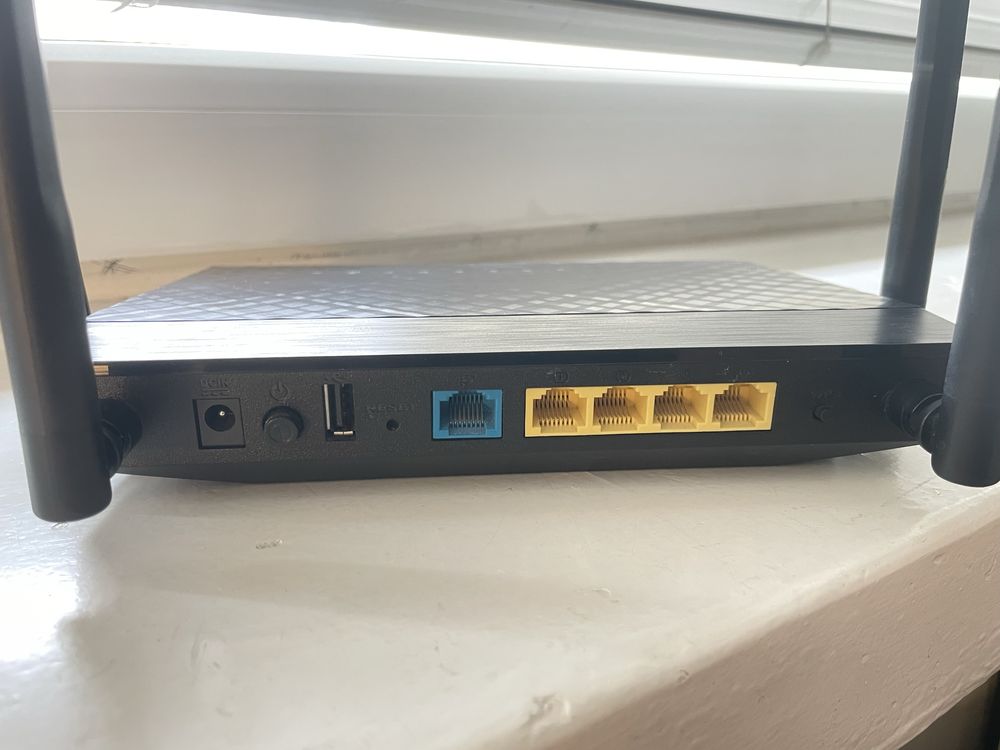 Router ASUS RT-AC1200 v2 1200Mb/s ac WiFi DualBand