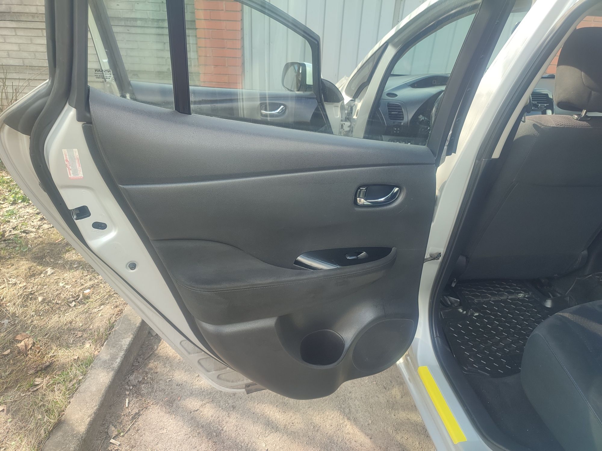 Продам Nissan leaf 2014 р рест Ніссан ліф