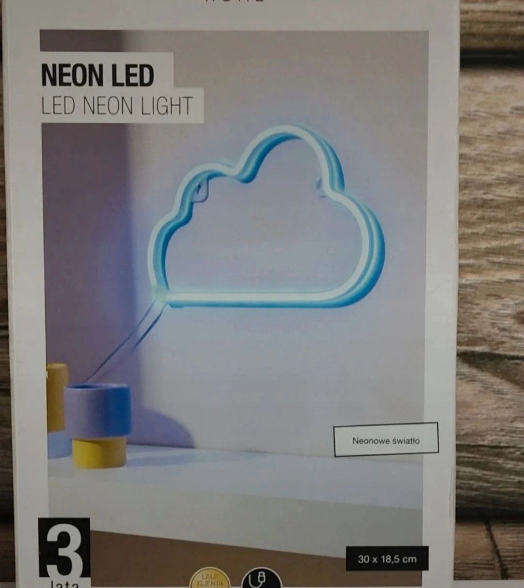 Neon led chmurką nowy